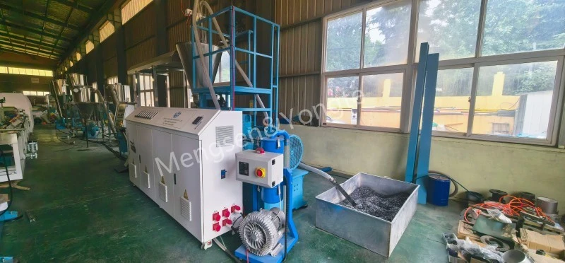 Wysokowydajny granulator WPC dla klientów europejskich