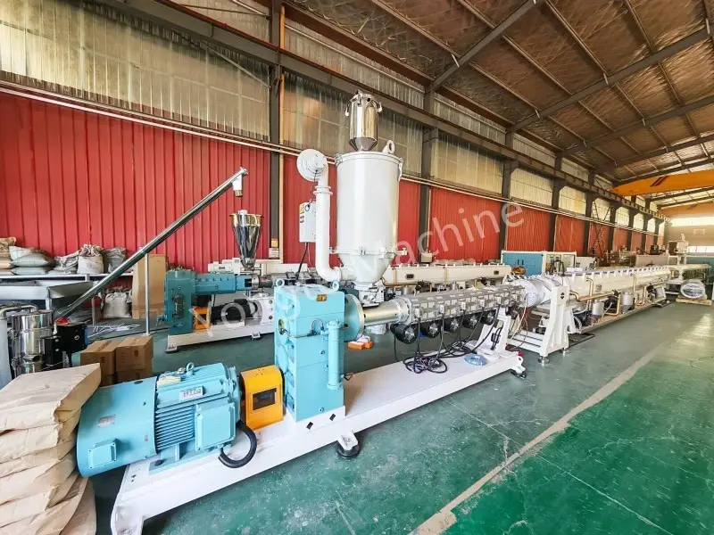 Yongte 75-160mm MPP Power Pipe Making machine installed successfully in China