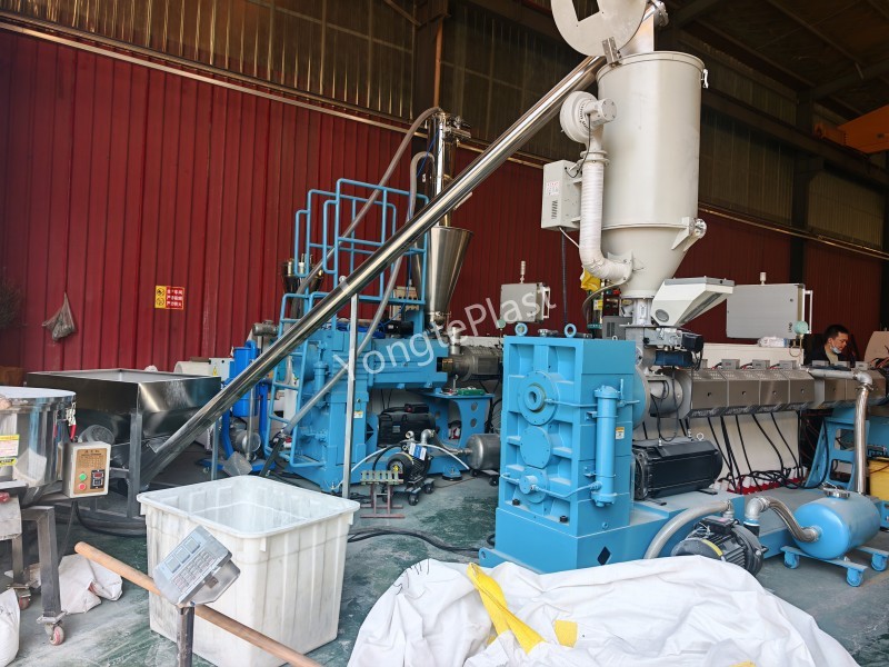 Plastic Lumber Making Machine