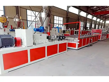 Linia do produkcji paneli ściennych z PCV