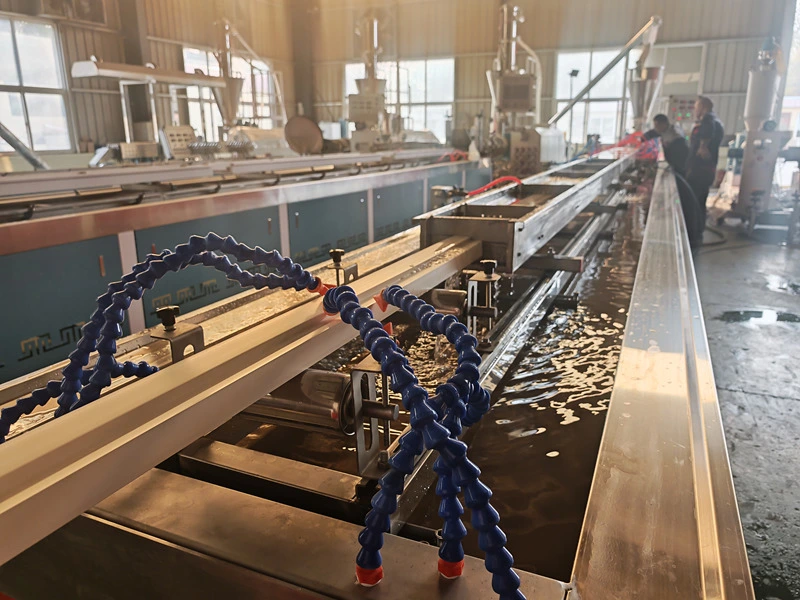 Maszyna do produkcji ościeżnic WPC